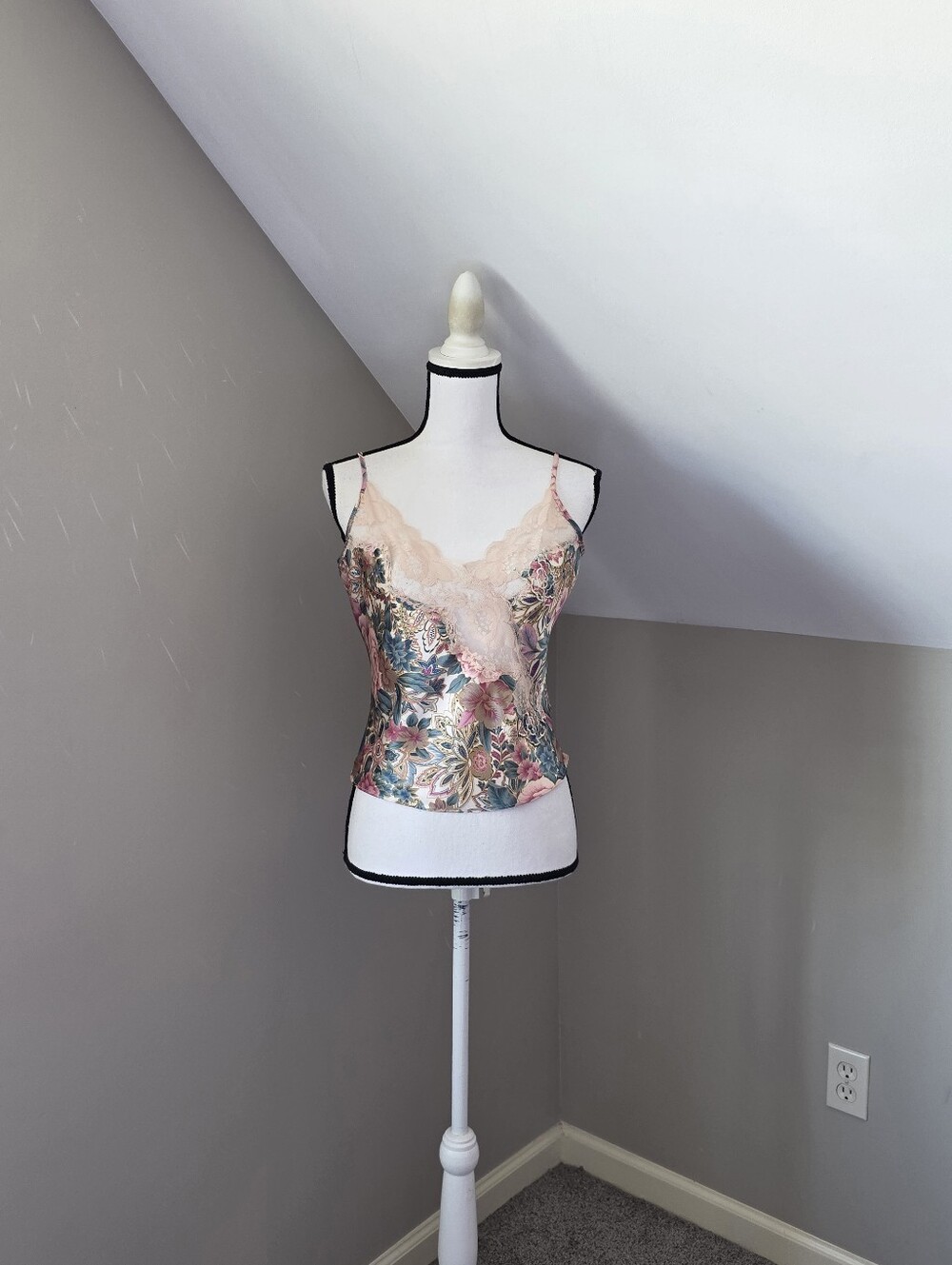 Victoria's Secret Gold Label Floral Satin Lace Cami